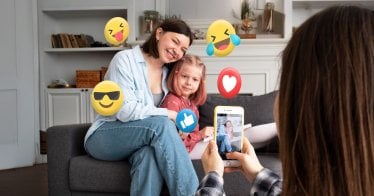 Sharenting ความเสี่ยงและสิทธิเด็ก เมื่อลูกกลายเป็นคอนเทนต์ของพ่อแม่