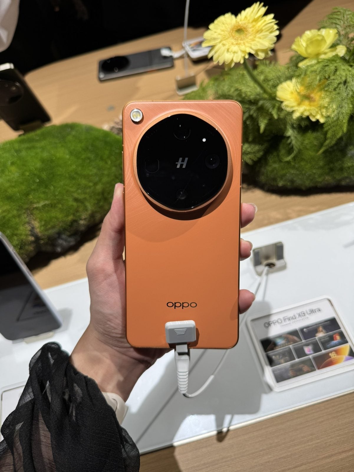 OPPO Find X9 Ultra เริ่มต้น 54,999 บาท 